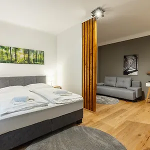 Cozy Located In Vienna's Vibrant Center Vienna