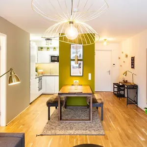 Cozy & Cool * 5 Min To City Center Wien