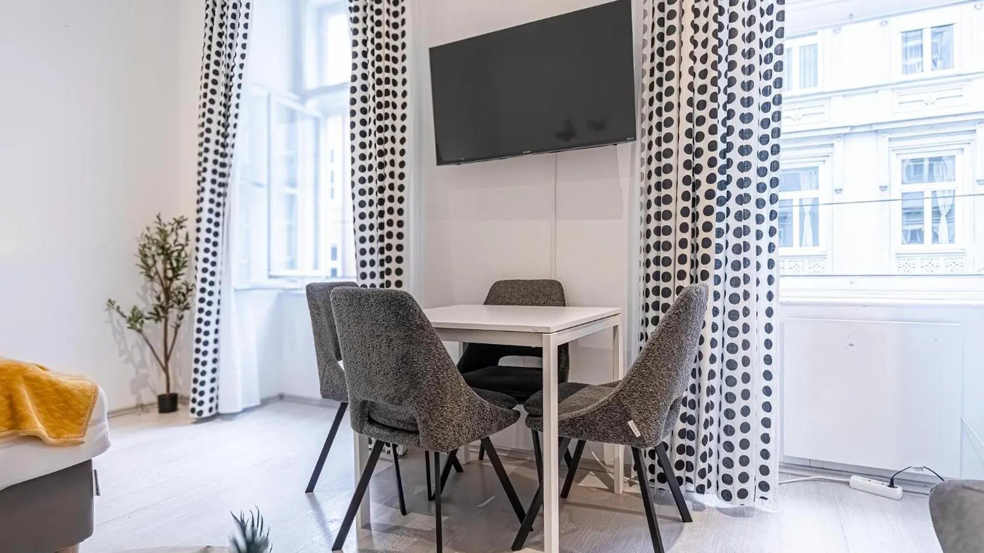 Comfy 1Br In Central Vienna With Great Amenities Apartment